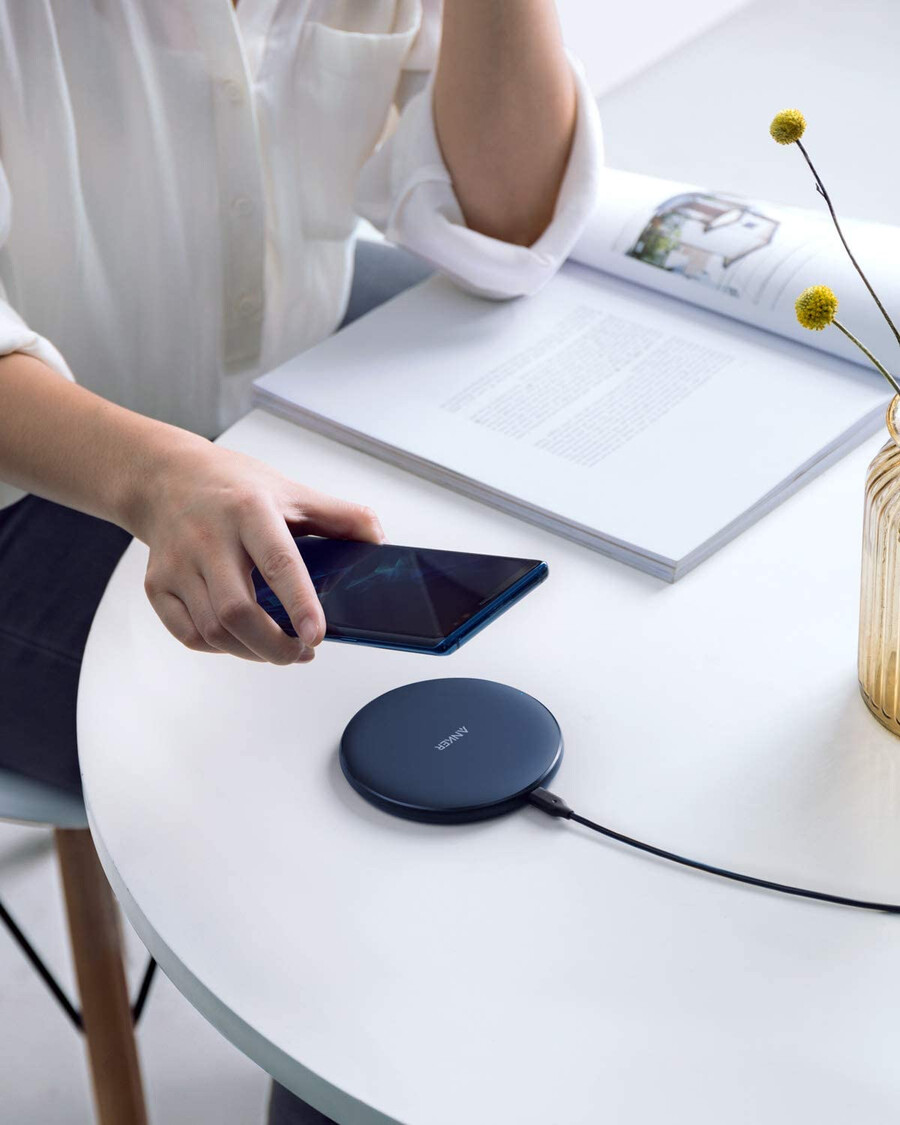 anker 313 ワイヤレス充電器(パッド)